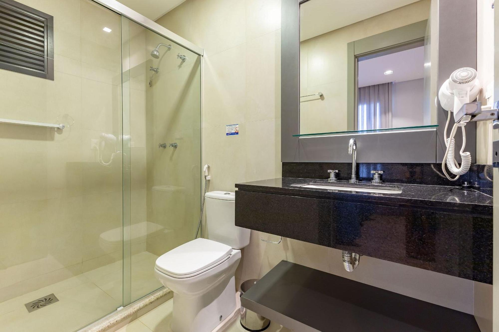 Confortavel Loft Em Condominio Com Piscina Bombinhas Luaran gambar